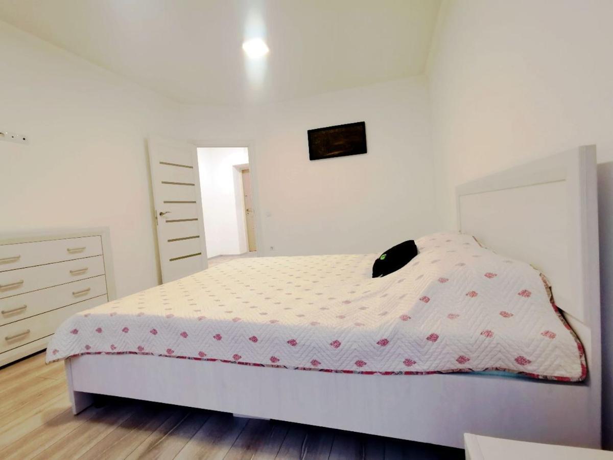 Квартира Для Вас Карла Мікльоша 7 Apartment Lviv Luaran gambar